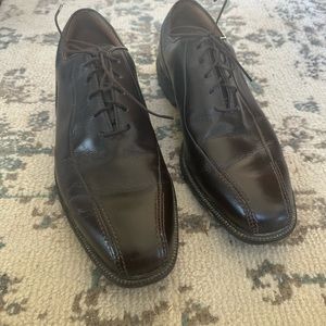 Men’s FOOTJOY golf shoes, worn once size 11 1/2